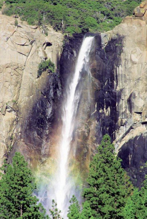 山西原平市段家堡乡赤泥泉村，一段不寻常的铝矿石交易引发公众质疑